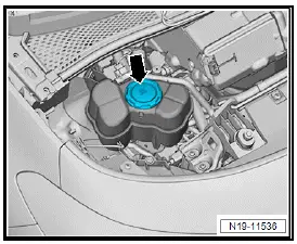 Volkswagen ID.4. Checking pressure relief valve in cap