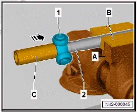 Volkswagen ID.4. Dismantling and assembling drive shaft, triple roller joint