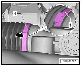 Volkswagen ID.4. Removing and installing boot