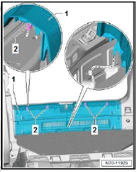 Volkswagen ID.4. Removing and installing lock carrier trim